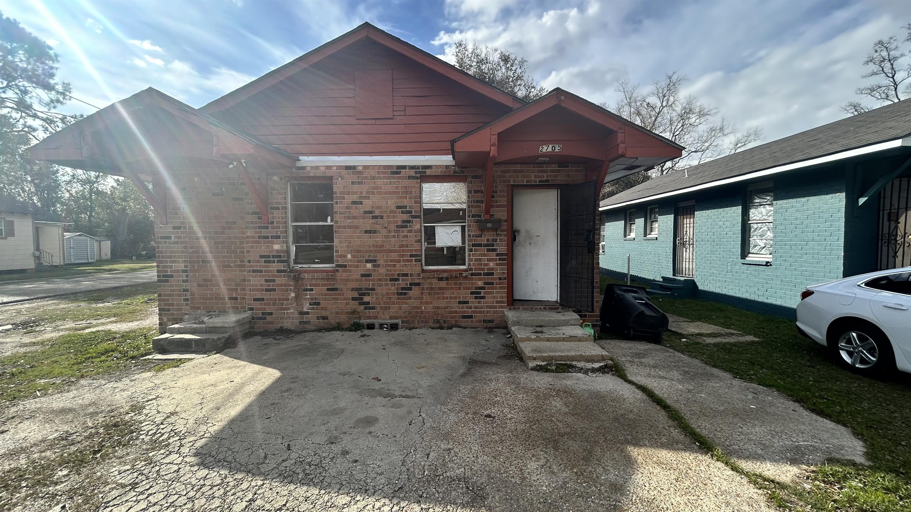 2705 Osceola Street
