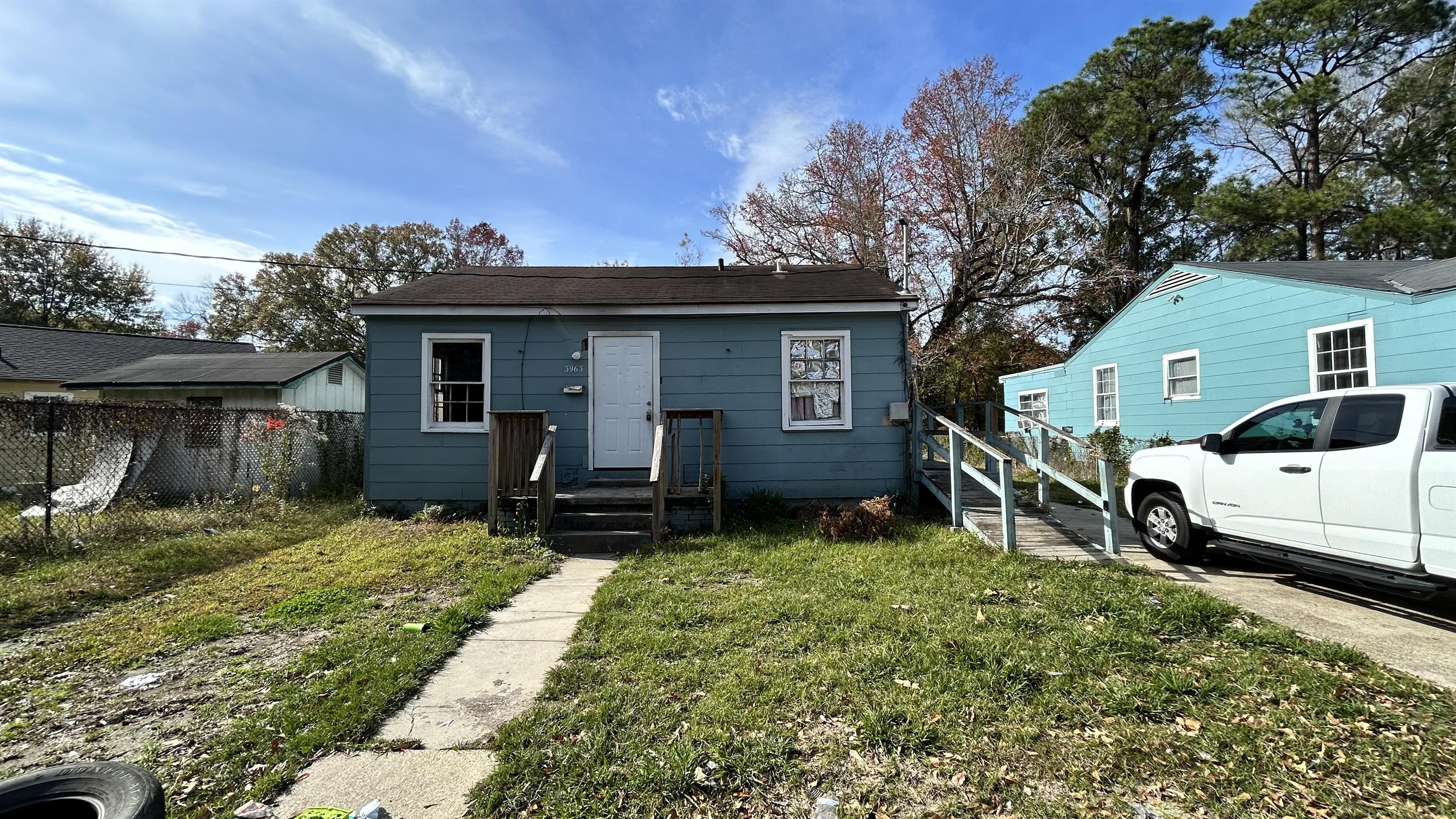 3963 North Foster Drive